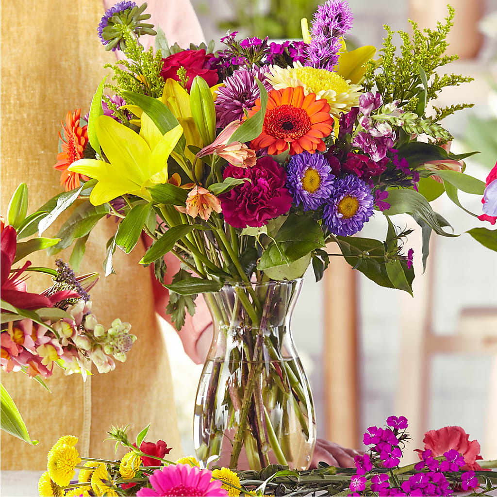 Bold & Bright – A Florist Original – Oak Ridge Floral Company Llc, Oak Ridge TN
