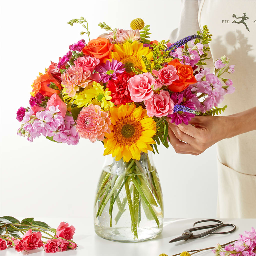 Cue the Confetti - A Florist Original – Oak Ridge Floral Company Llc, Oak Ridge TN