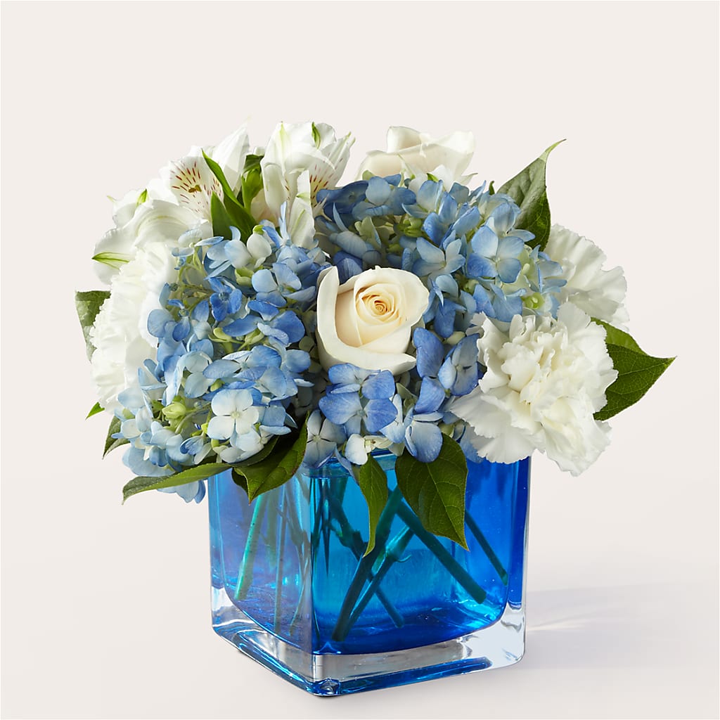 Soothing Waters Bouquet – Oak Ridge Floral Company Llc, Oak Ridge TN