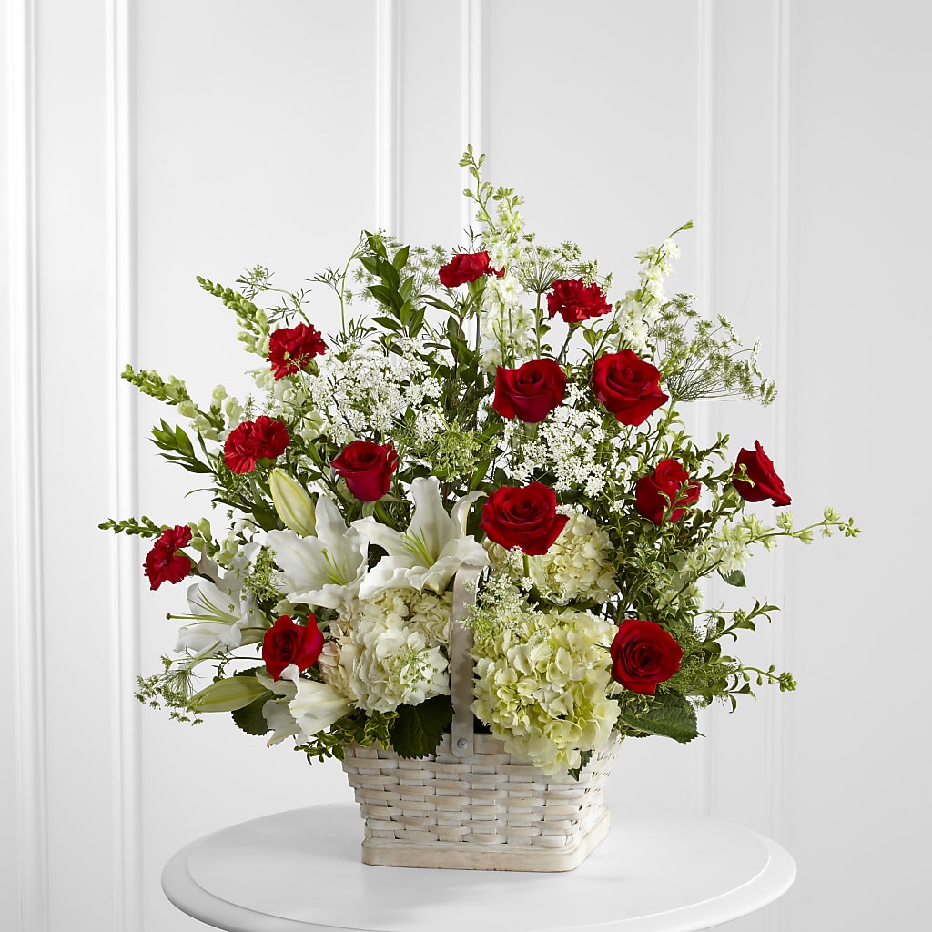 In Loving Memory Arrangement – Oak Ridge Floral Company Llc, Oak Ridge TN