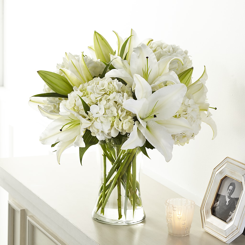 Compassionate Lily Bouquet – Oak Ridge Floral Company Llc, Oak Ridge TN