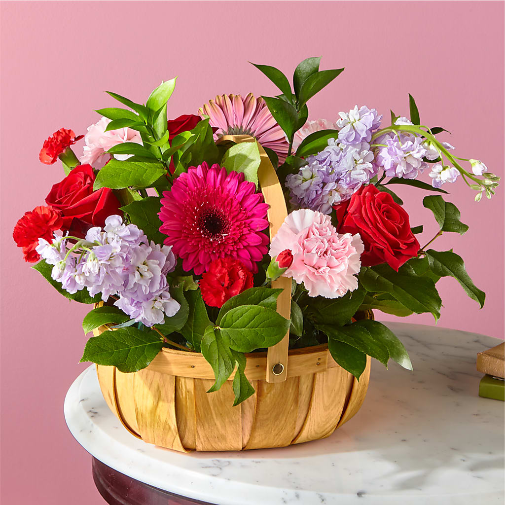 Pink Picnic Basket – Oak Ridge Floral Company Llc, Oak Ridge TN