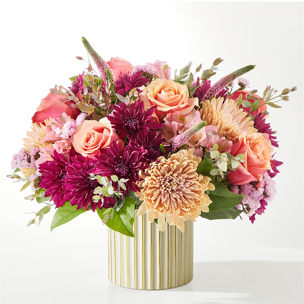 Berry Cobbler Bouquet with Ivory Vase – Oak Ridge Floral Company Llc, Oak Ridge TN