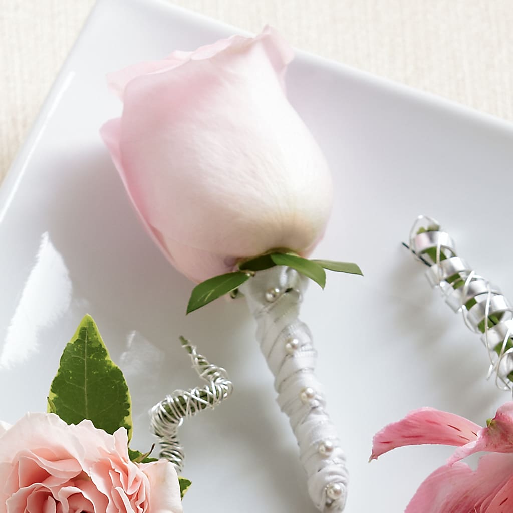 Pink Rose Boutonniere – Oak Ridge Floral Company Llc, Oak Ridge TN