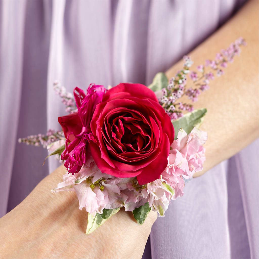 Rose Charm Corsage – Oak Ridge Floral Company Llc, Oak Ridge TN