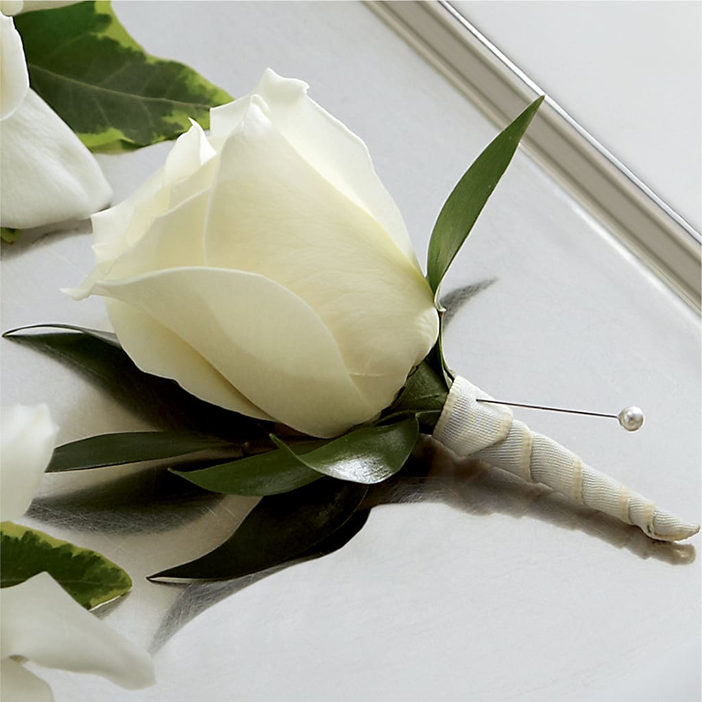 White Rose Boutonniere – Oak Ridge Floral Company Llc, Oak Ridge TN