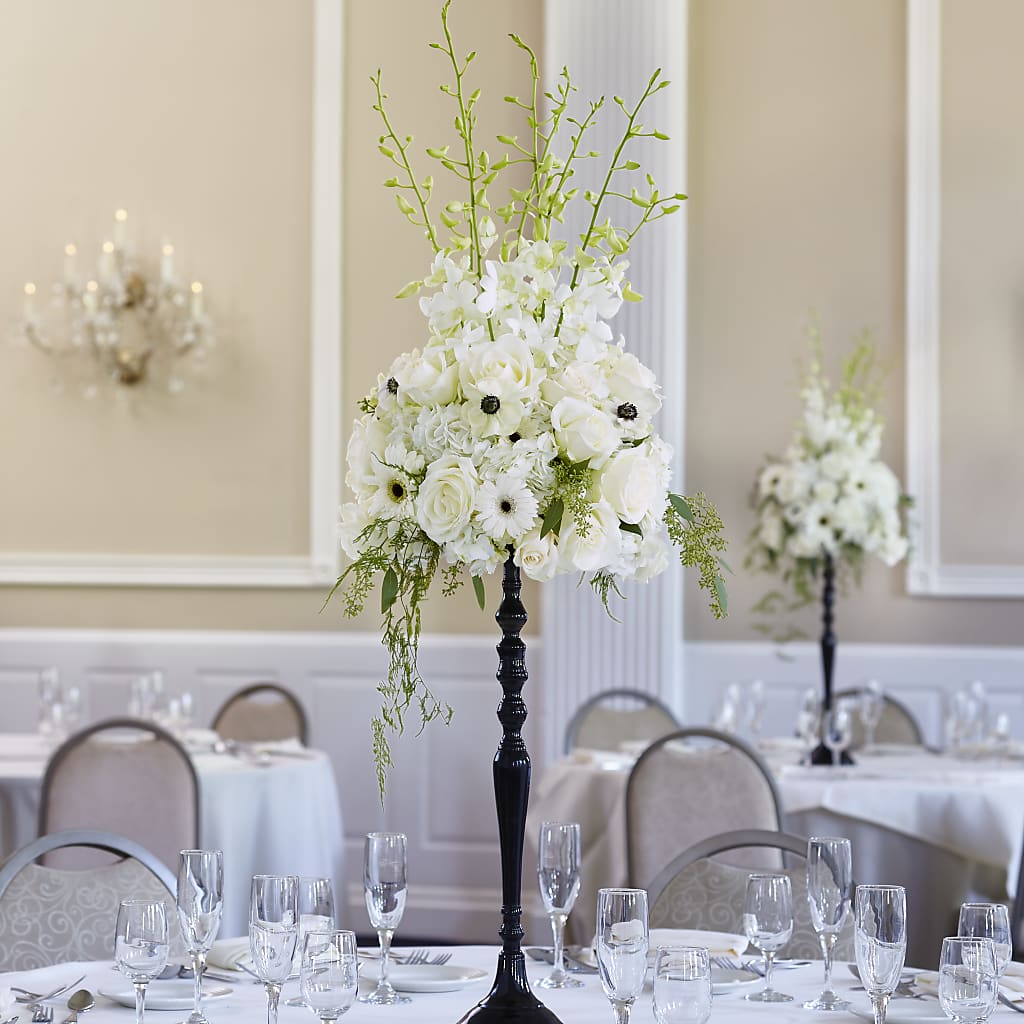 Regency Centerpiece – Oak Ridge Floral Company Llc, Oak Ridge TN