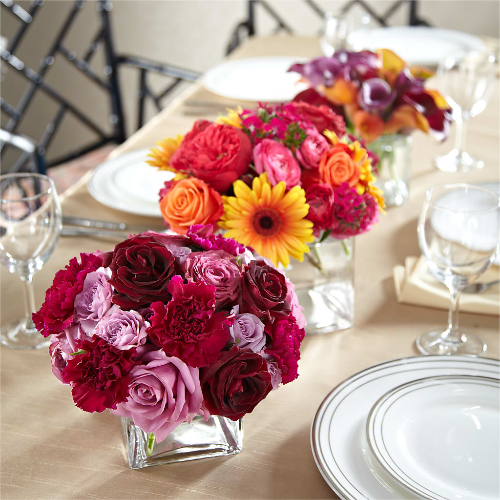 Love's Eternity Centerpiece – Oak Ridge Floral Company Llc, Oak Ridge TN