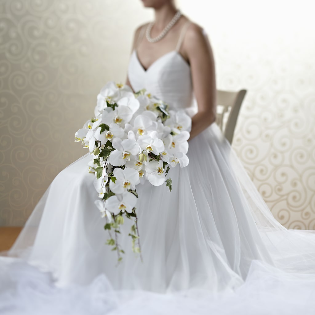 Classic White Bouquet – Oak Ridge Floral Company Llc, Oak Ridge TN