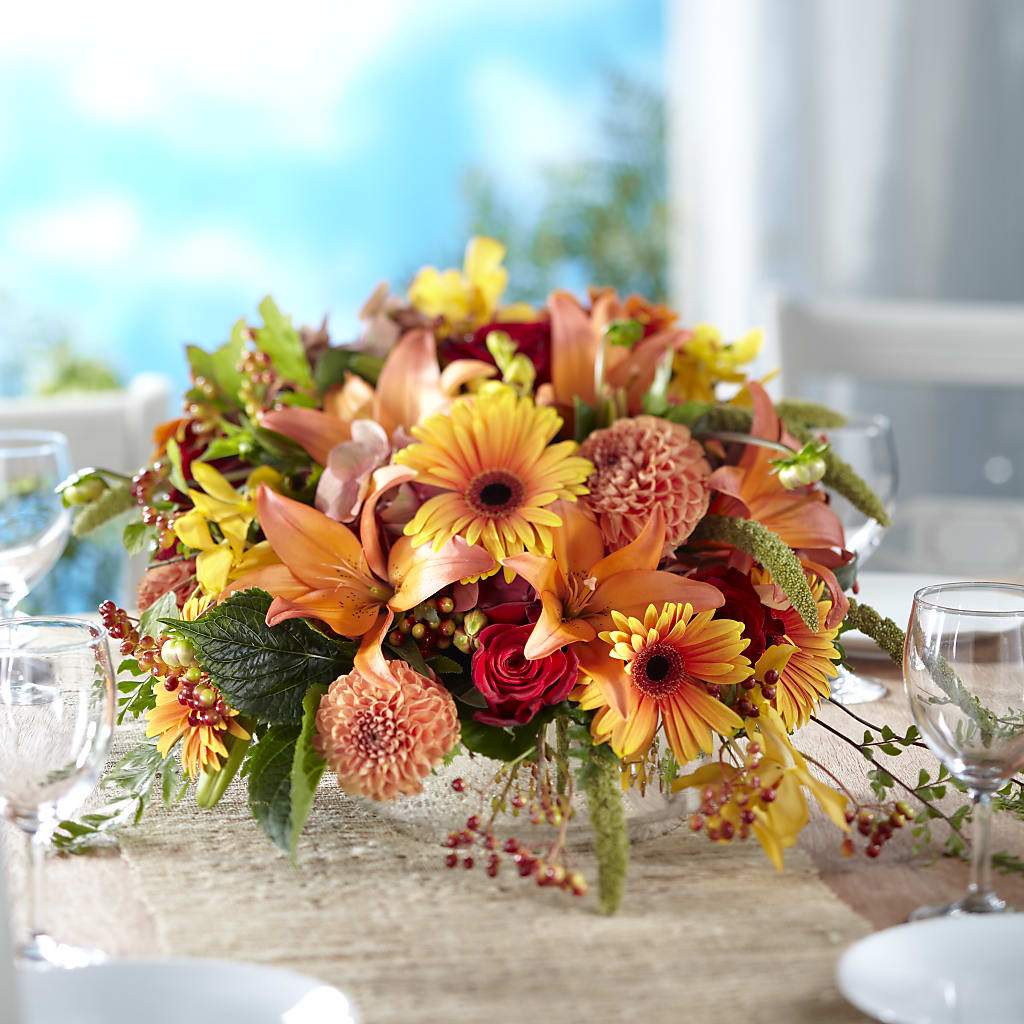 One and Only Centerpiece – Oak Ridge Floral Company Llc, Oak Ridge TN