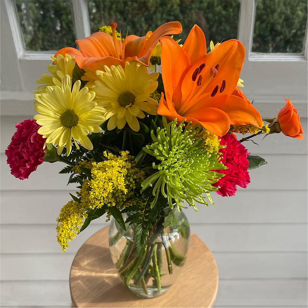 Bold & Bright – A Florist Original –  Oak Ridge Floral Company Llc, Oak Ridge TN