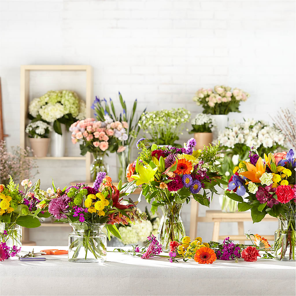 Bold & Bright – A Florist Original –  Oak Ridge Floral Company Llc, Oak Ridge TN
