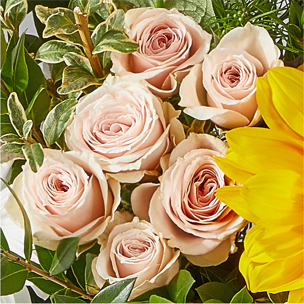 The Good Life Bouquet –  Oak Ridge Floral Company Llc, Oak Ridge TN