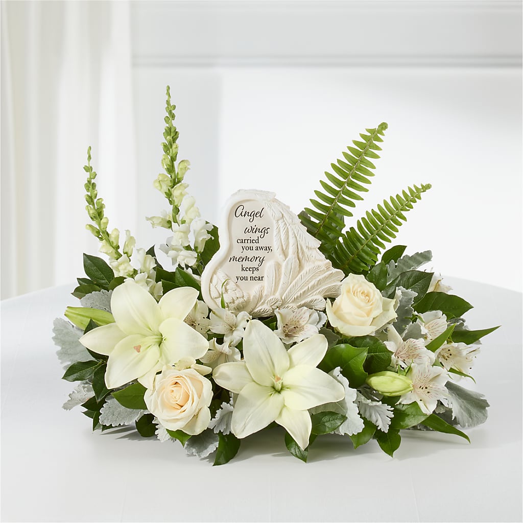 Holding You Close Arrangement –  Oak Ridge Floral Company Llc, Oak Ridge TN
