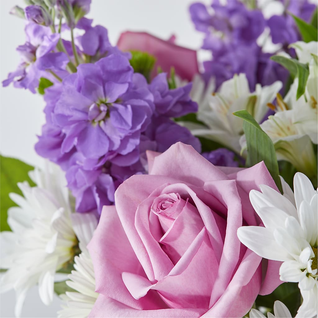 Garden of Peace Bouquet –  Oak Ridge Floral Company Llc, Oak Ridge TN