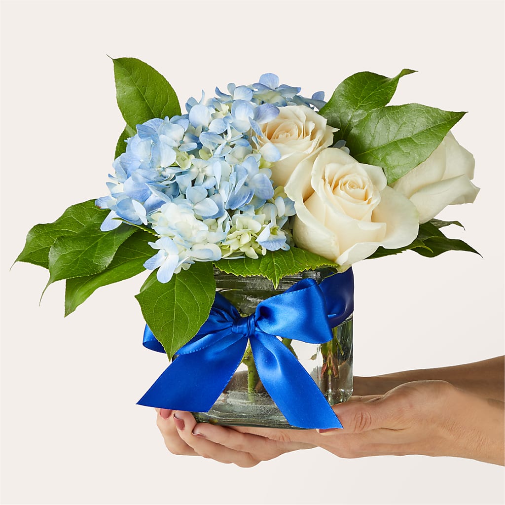 Sky Blue Delight Bouquet –  Oak Ridge Floral Company Llc, Oak Ridge TN