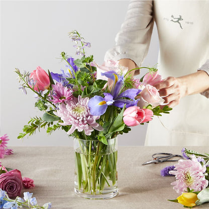 Pastel Tradition - A Florist Original –  Oak Ridge Floral Company Llc, Oak Ridge TN