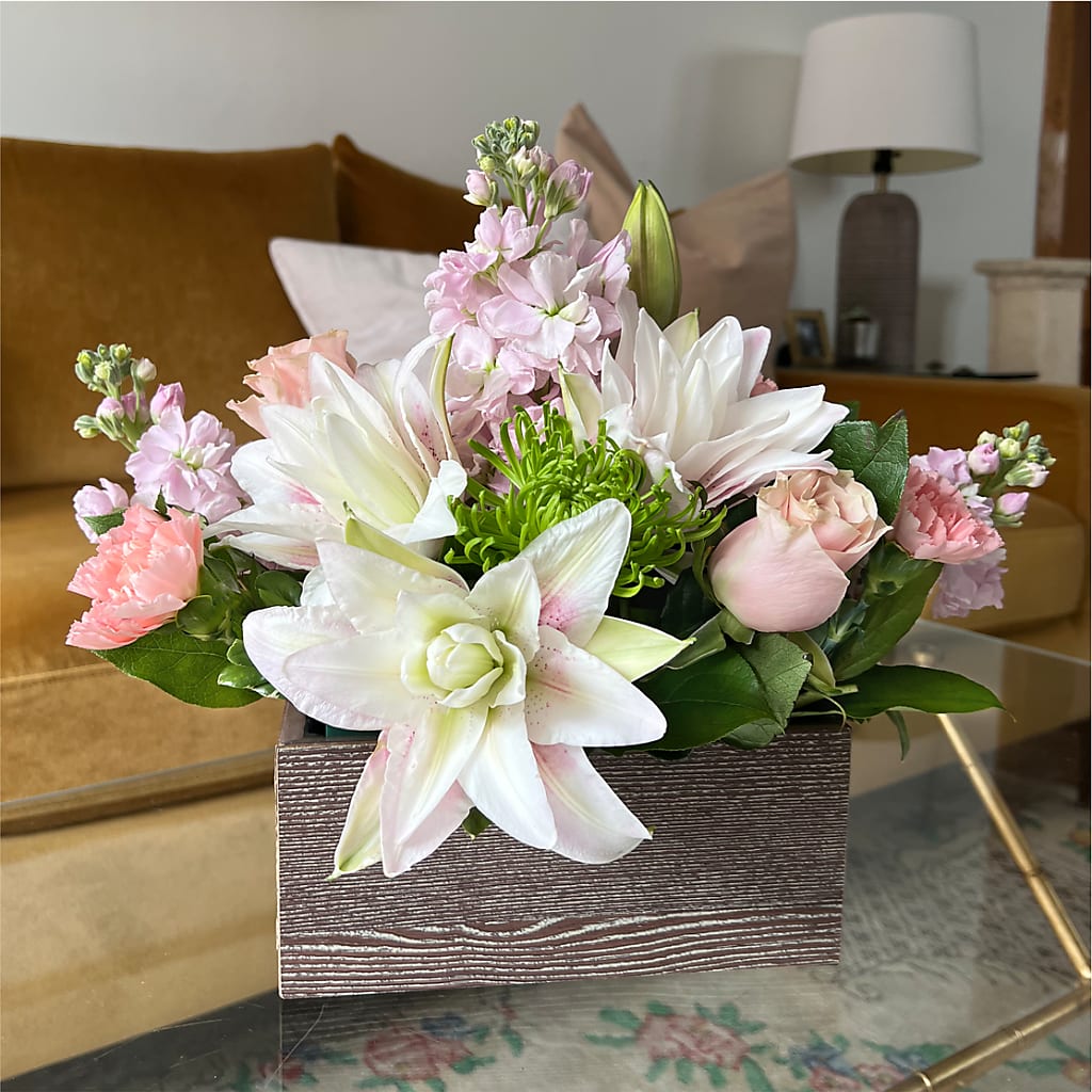 Beautiful Spirit Basket –  Oak Ridge Floral Company Llc, Oak Ridge TN