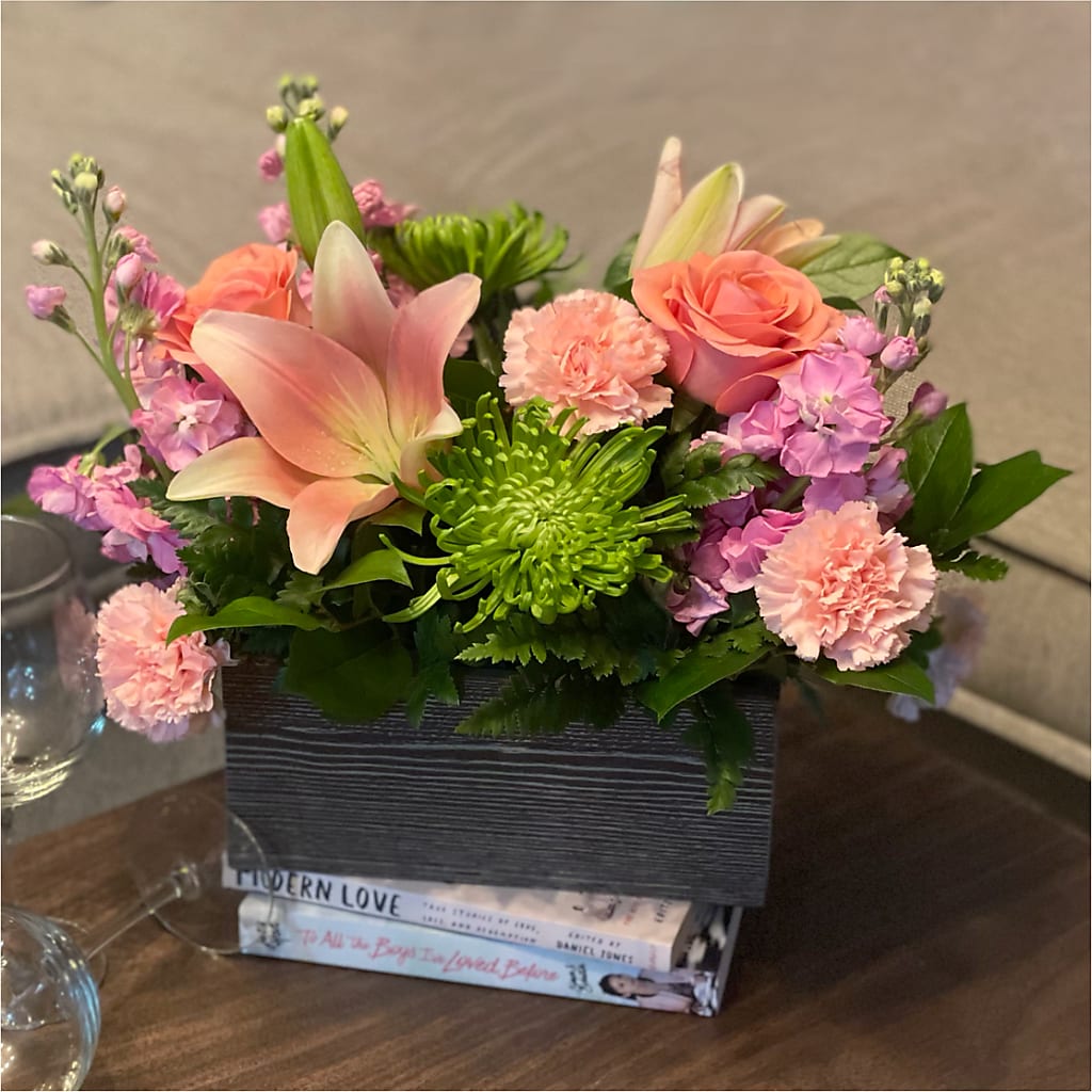 Beautiful Spirit Basket –  Oak Ridge Floral Company Llc, Oak Ridge TN