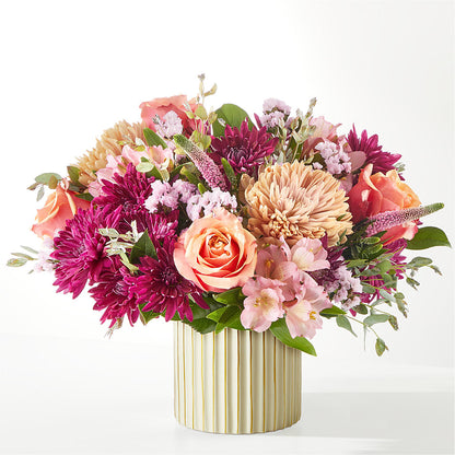 Berry Cobbler Bouquet with Ivory Vase –  Oak Ridge Floral Company Llc, Oak Ridge TN