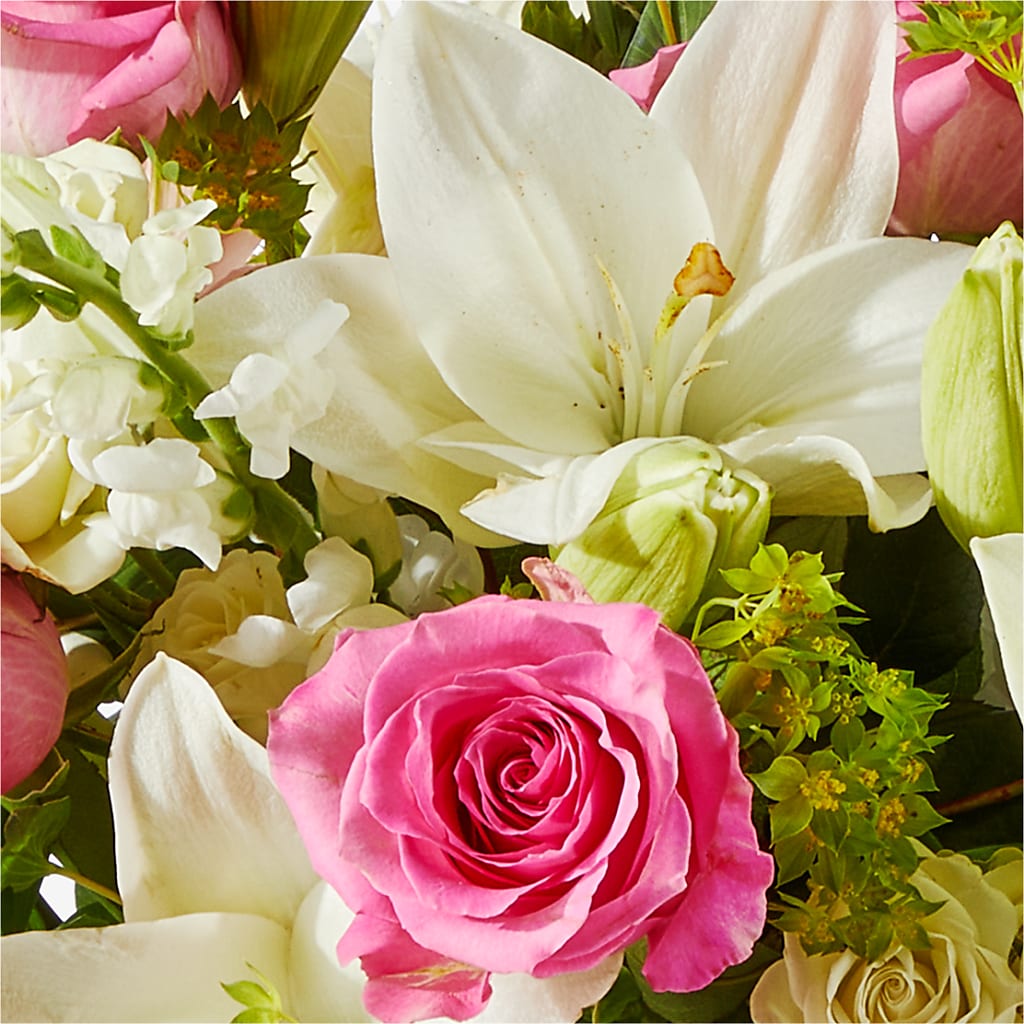 Fondly Bouquet –  Oak Ridge Floral Company Llc, Oak Ridge TN