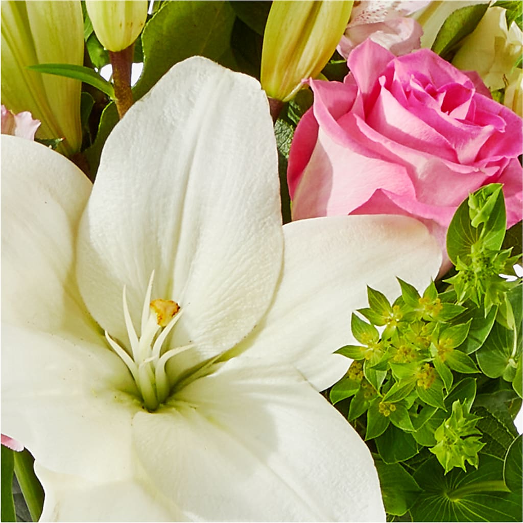 Fondly Bouquet –  Oak Ridge Floral Company Llc, Oak Ridge TN
