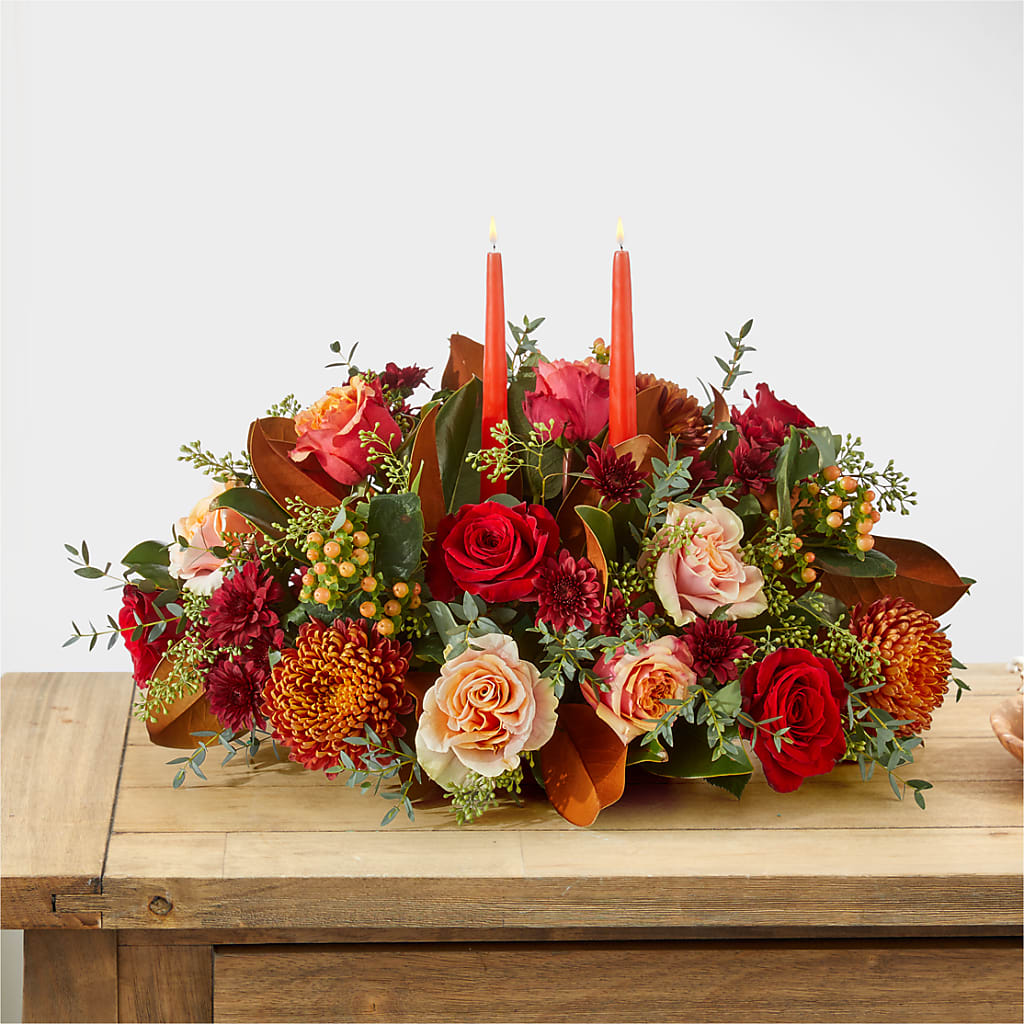Gather Near Centerpiece –  Oak Ridge Floral Company Llc, Oak Ridge TN