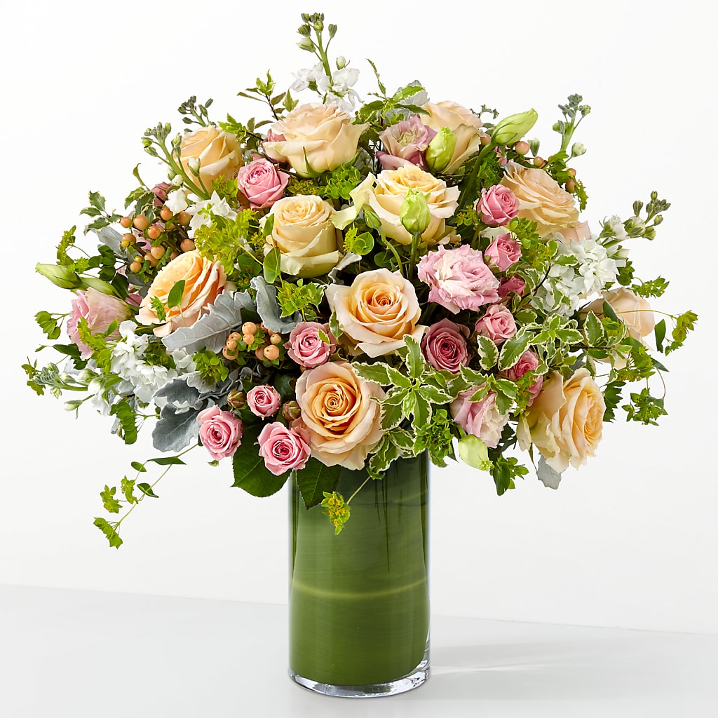 The Glamour Shot –  Oak Ridge Floral Company Llc, Oak Ridge TN