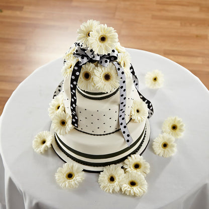 Simple Sophistication Cake Décor –  Oak Ridge Floral Company Llc, Oak Ridge TN